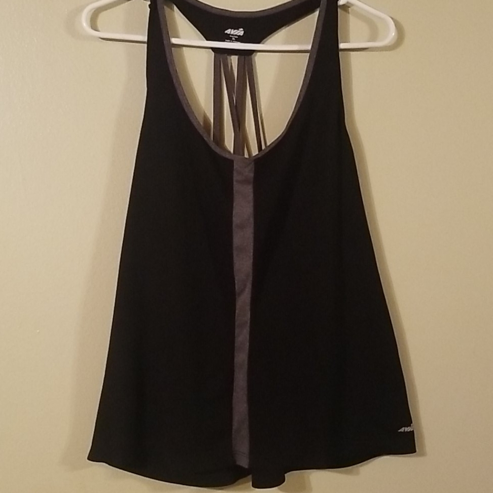 Athletic tank top